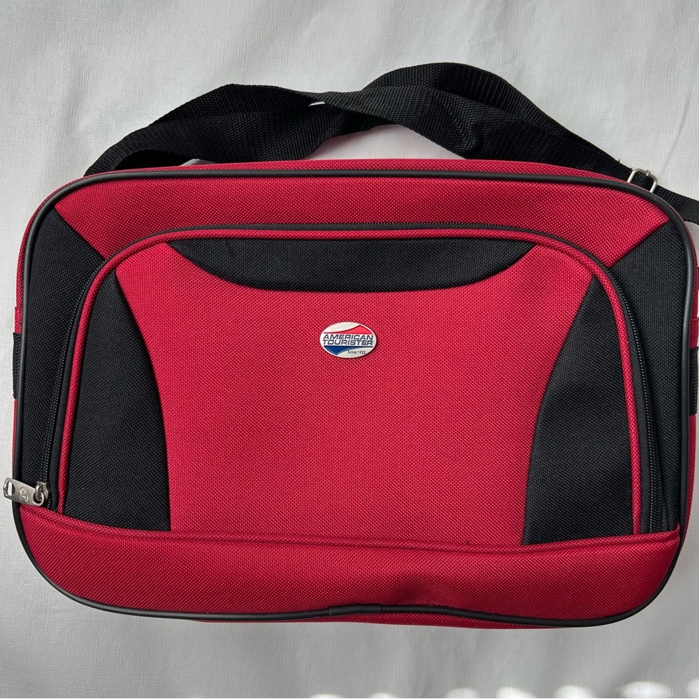 American Tourister Carry On/Laptop Shoulder Bag Black & Red